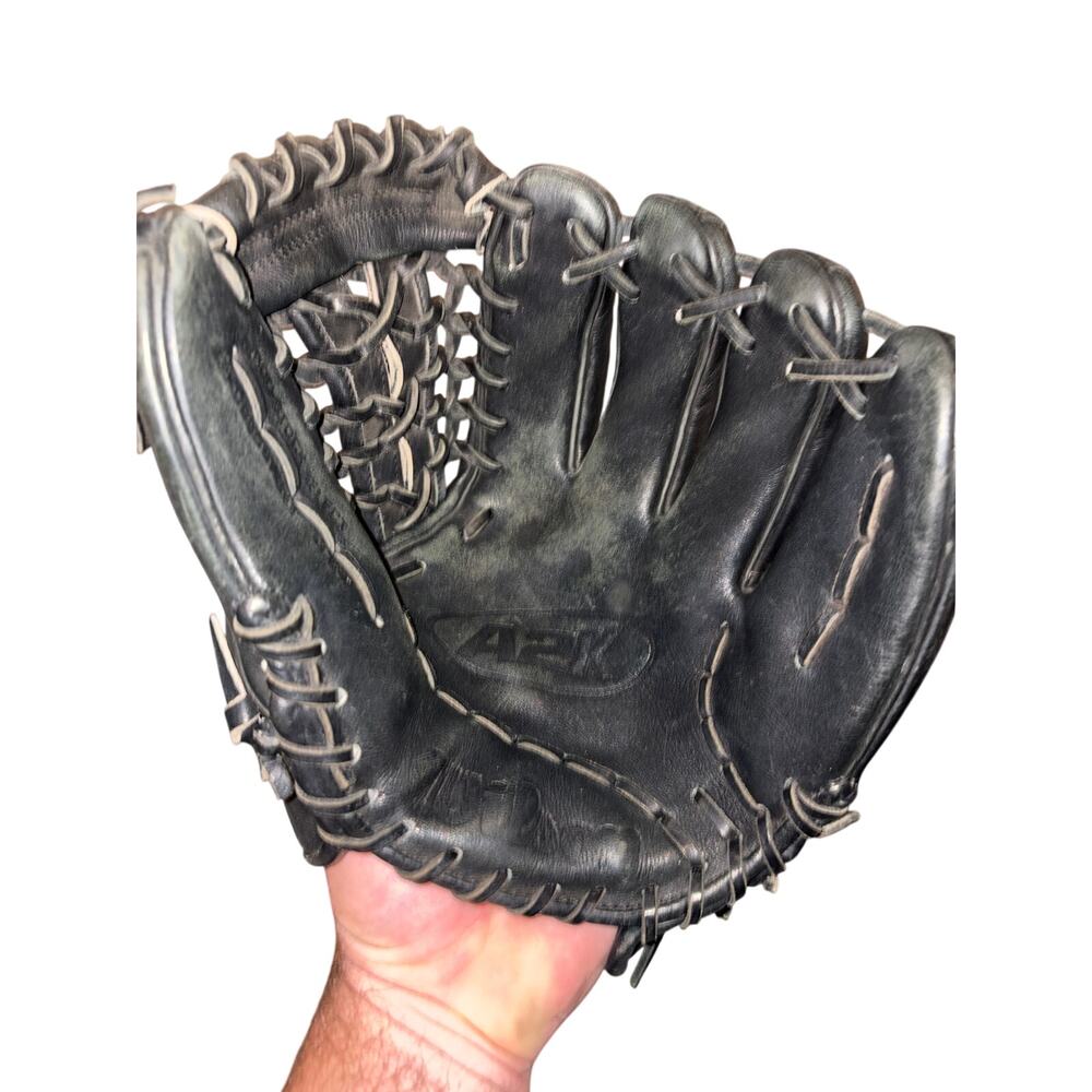 Wilson A2K Pro Stock Select 11.75 Infield Glove H Web Black RHT